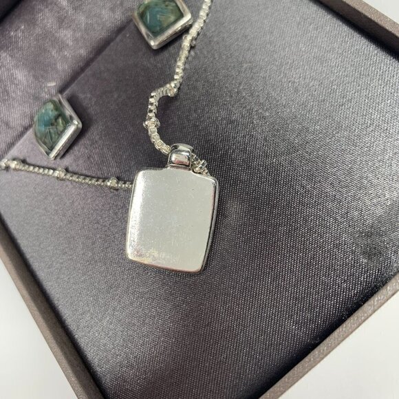 Dillards Faux Opal Necklace & Earring Jewelry Set Silver Tone/Blue Green NIB - Picture 4 of 10